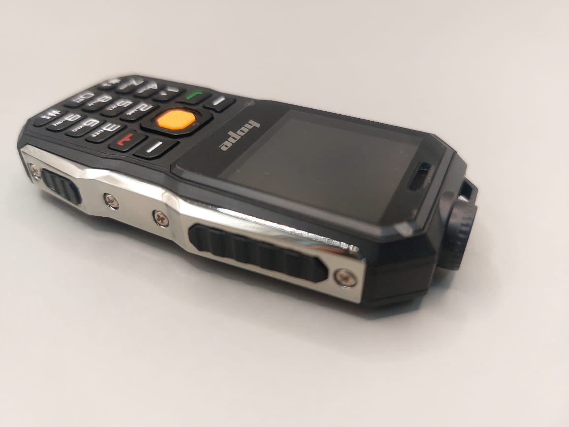 Mini Phone 2700