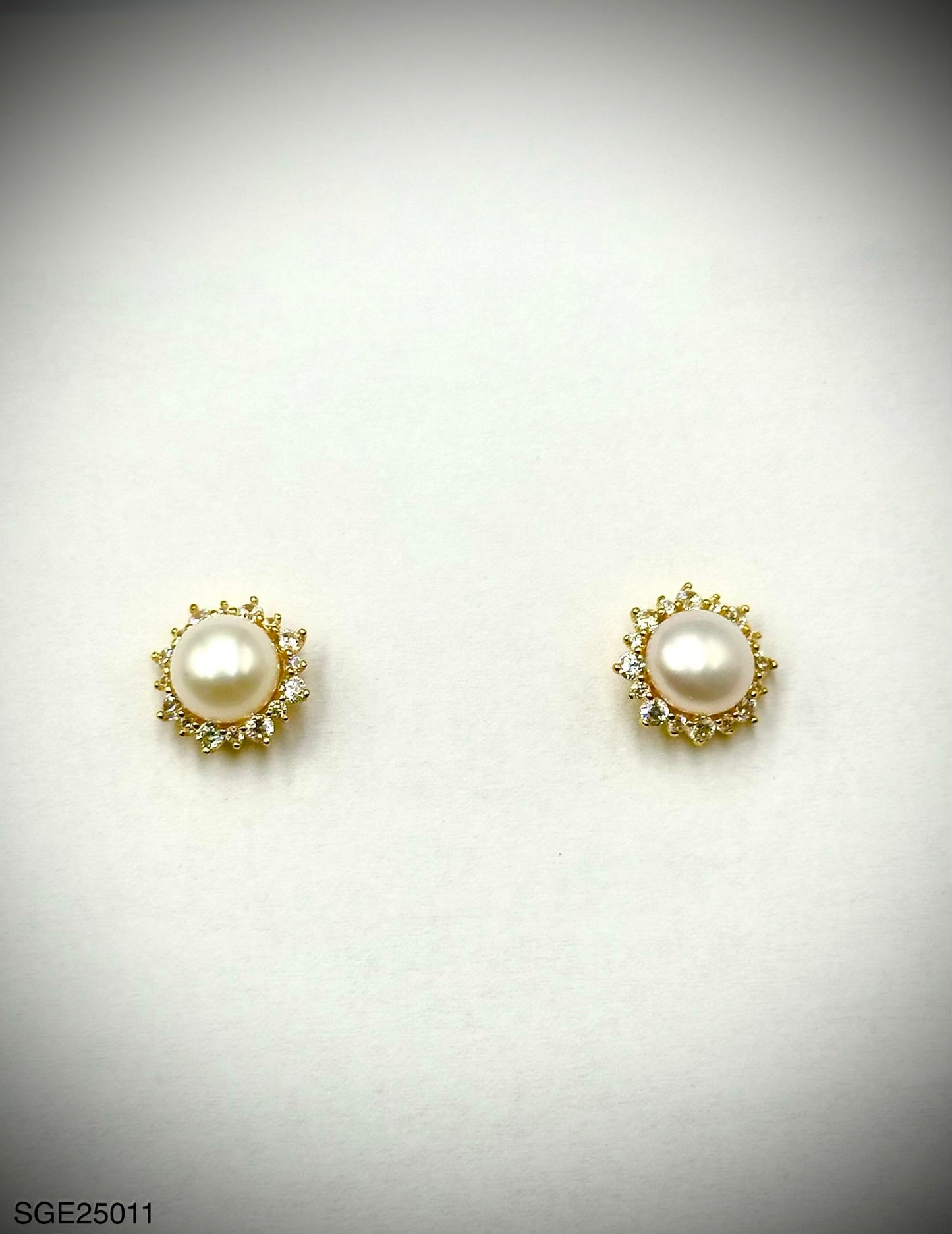 Sterling Silver Earrings (SGE25011)
