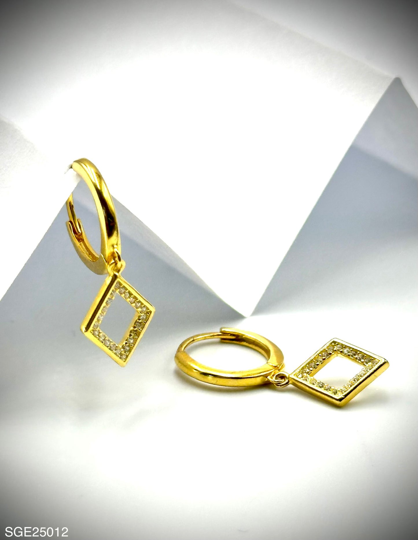 Sterling Silver Earrings (SGE25012)