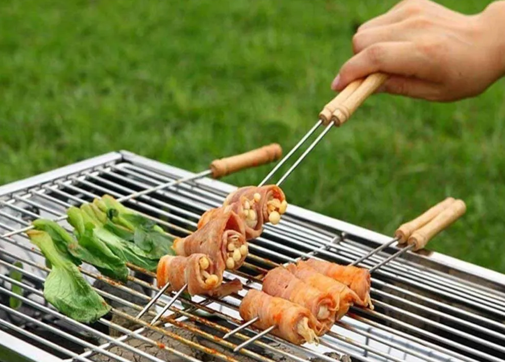 OWSOM Wood-Handled Barbecue Skewers – 10 Piece Set (42cm)